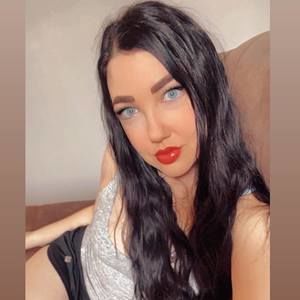 Meet your Posher, Jade